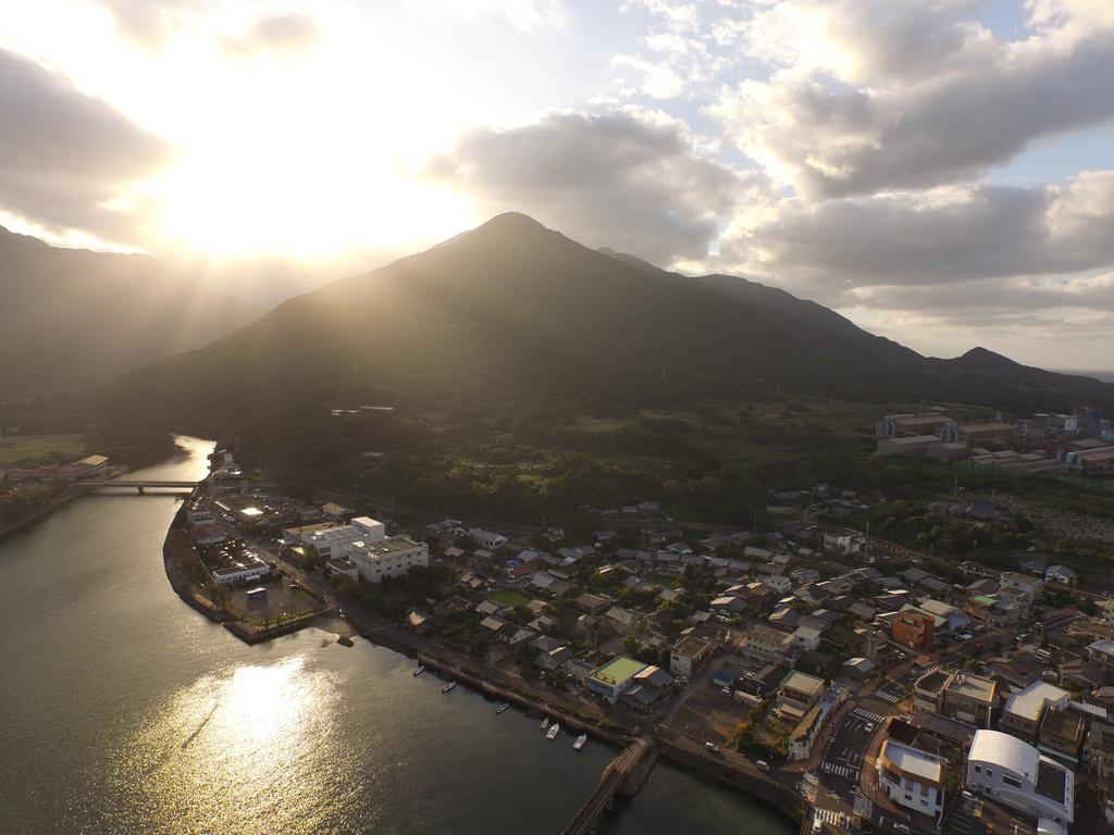 Hotel Miyanouraso à Yakushima  Extérieur photo
